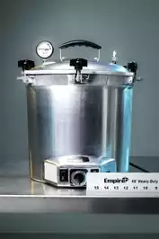 Image of Pressurized Steam Sterilizer