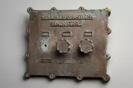 Image of Engine Revolution Indicator Panel