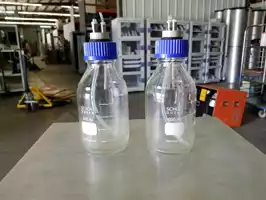 Image of 500ml Solvent Bottle With Blue Top