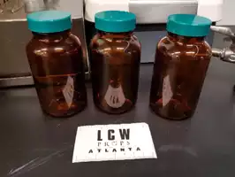 Image of Medium Brown Lab Bottle