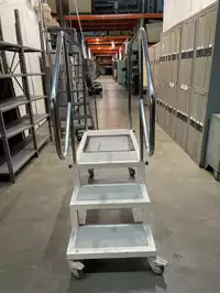Image of 3 Step Platform Rollin Ladder