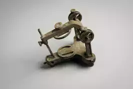 Image of Antique Articulator