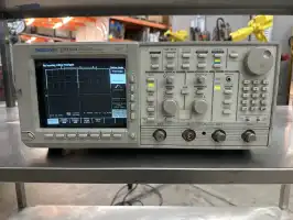 Image of Tektronix Tds 540 4-Channel Oscilloscope