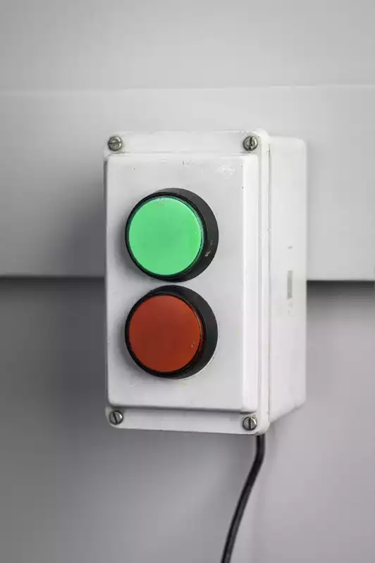 Image of Red / Green Push Button