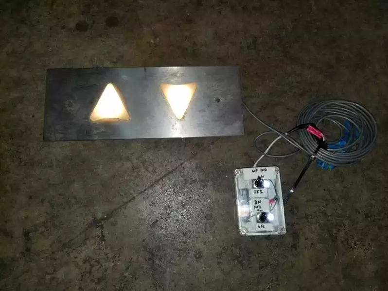 Image of Rigged Up / Down Indicator Lights
