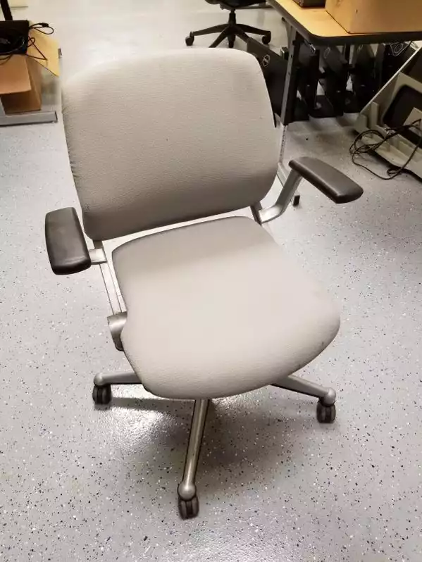 Image of Gray Rolling Office Chair