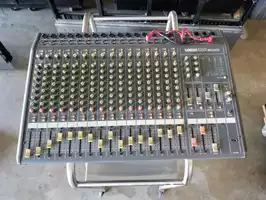 Image of Yamaha Mx200 Mixing Board