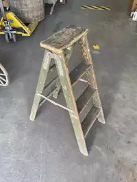 Image of Wood Step Ladder