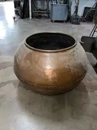 Image of Large Round Copper Pot