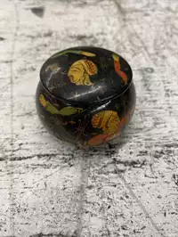 Image of Small Round Lacquer Box W/ Lid