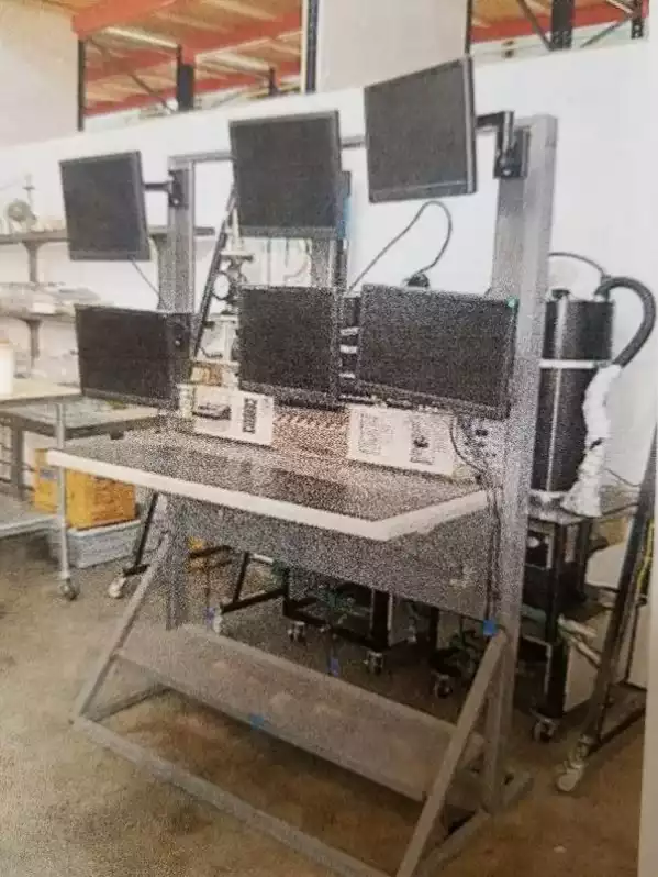 Image of 6 Screen Hacker Station