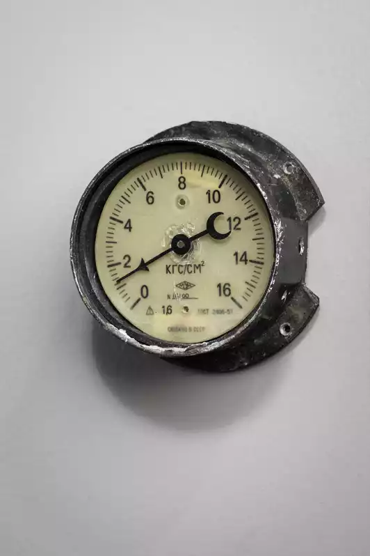 Image of Russian Caenaho 16 Psi Gauge