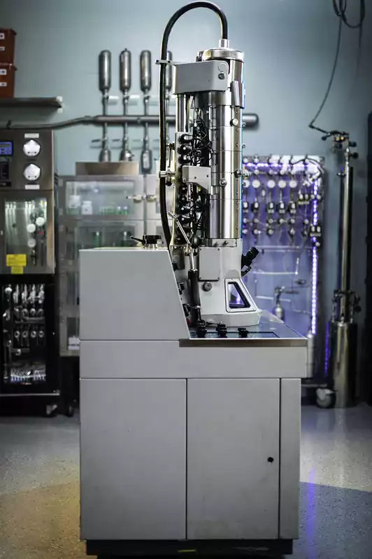Image of Electron Microscope (Rigged)