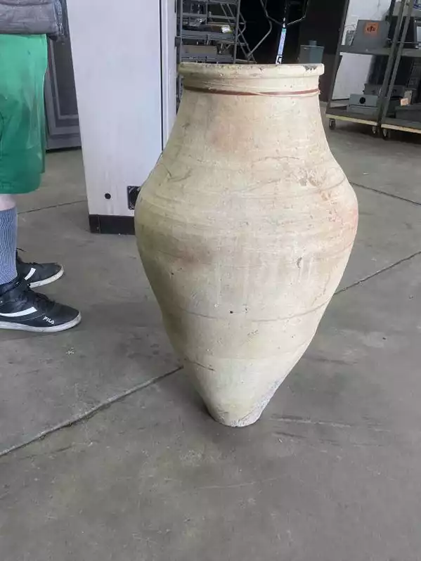 Image of Medium Terracotta Pot