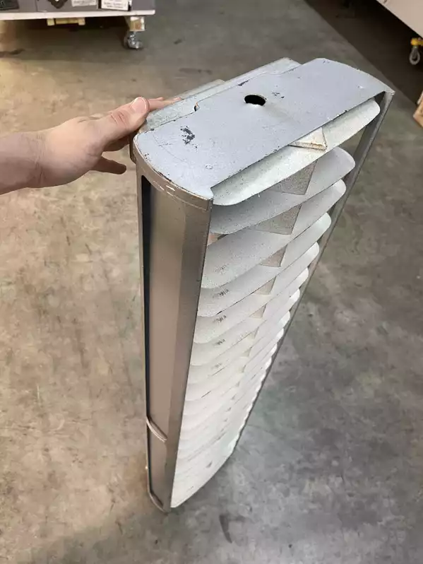 Image of 4ft Louvered Fluorescent Light Fixture