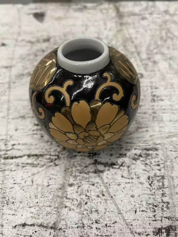 Image of Round Clay Floral Vase