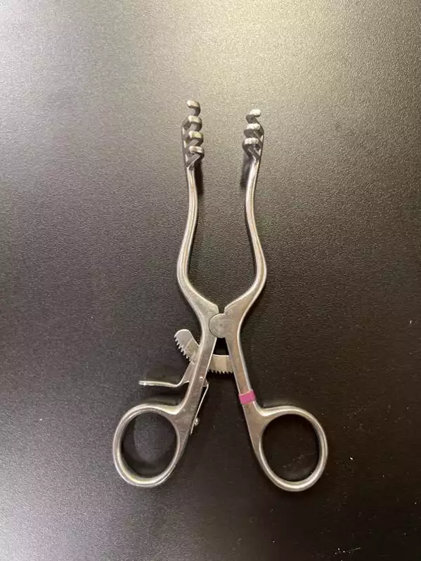 Image of Surgical Retractor Instrument