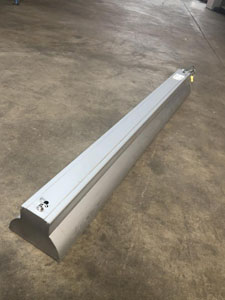 Image of 4ft Curved Fluorescent Fixture