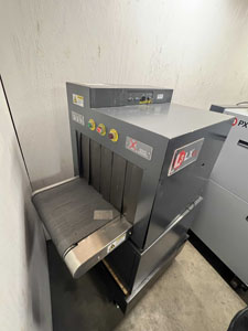 Image of X-Ray Baggage Scanner (2)